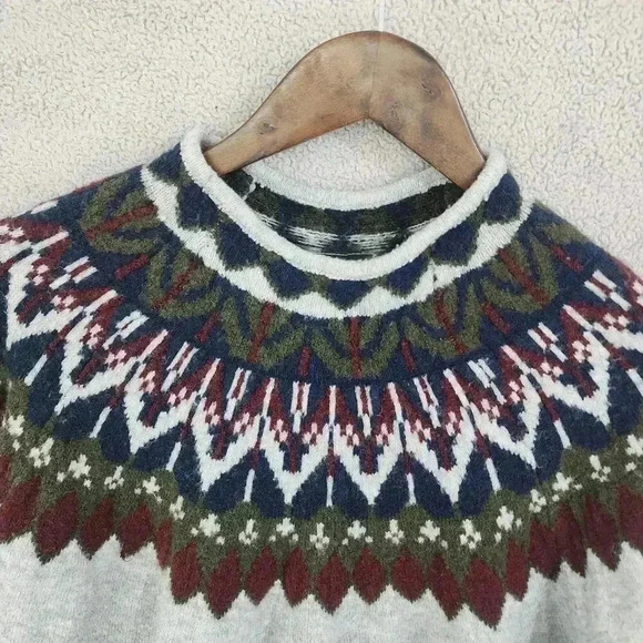 vince Camuto Aztec Crewneck Pullover Women's Sweater Size L - Picture 6 of 8